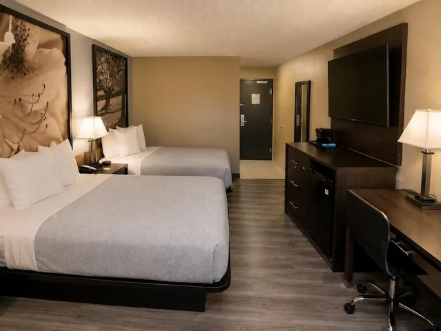 غرفة بسريرين مزدوجين، Super 8 By Wyndham Lexington Park/California Area 3/7
