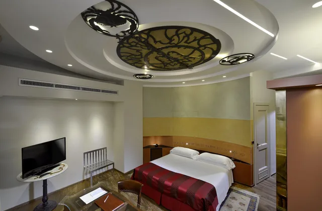 غرفة ديلوكس ثلاثية بسرير كوين مع أريكة، Art Hotel Commercianti 10/10