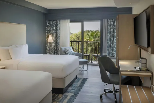 غرفة بسريرين كوين بشرفة، Courtyard by Marriott Sandestin at Grand Boulevard 4/12