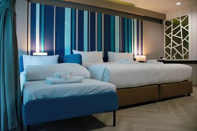 غرفة ديلوكس ثلاثية بسرير مزدوج وسرير فردي بشرفة بغرفة نوم واحدة، Att Boutique Hotel 4/10
