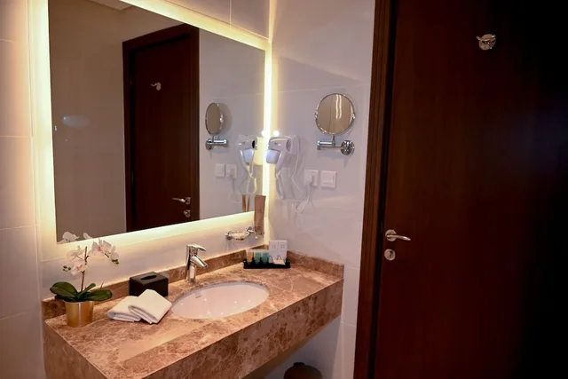 استوديو تنفيذي بسرير كينج، فندق سافوي(Savoye Hotel) 1/2