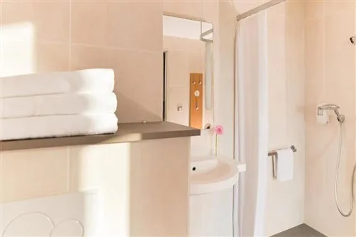 Family, Quintuple, B&B Hotel at Disneyland Paris 3/3