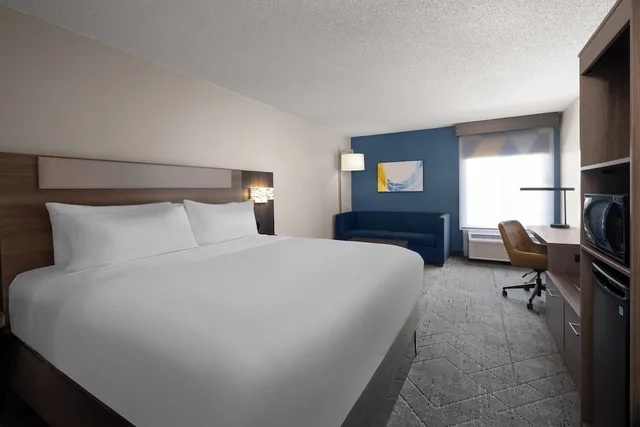 غرفة قياسية بسرير كينج لذوي الإعاقة، Holiday Inn Express Greenville 3/10