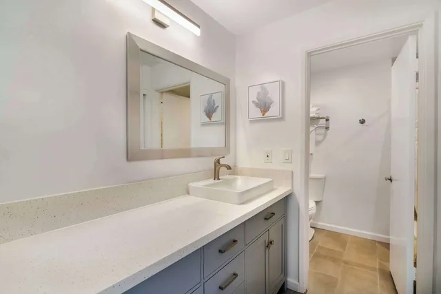 شقة بسرير كينج مع أريكة بمنطقة جلوس بمطبخ، Best Western Plus Santa Barbara 3/3