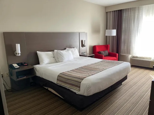 جناح بسرير كينج لذوي الإعاقة، Country Inn and Suites by Radisson Prairie du Chien 1/4