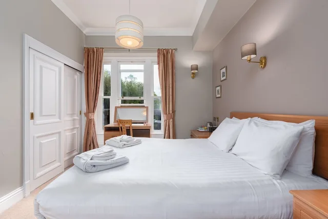 غرفة بسرير مزدوج، Windermere Manor 1/7