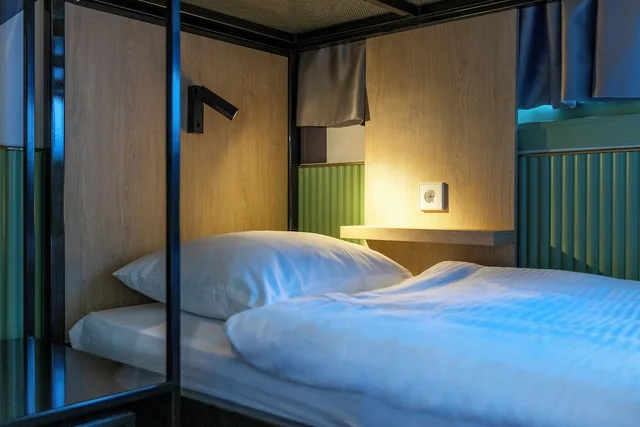 Mixed Dorm, Shared Bathroom, Tourist Inn 1/3