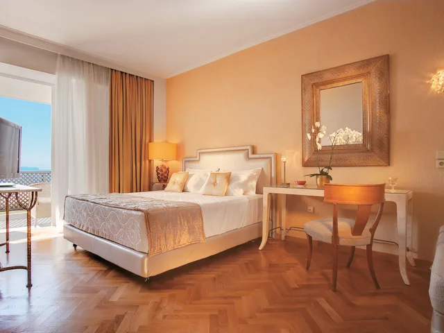 غرفة بسرير مزدوج بإطلالة على البحر، Creta Palace, A Resort to Live 3/10