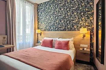 Petite، 1 MED HOTEL 1/1