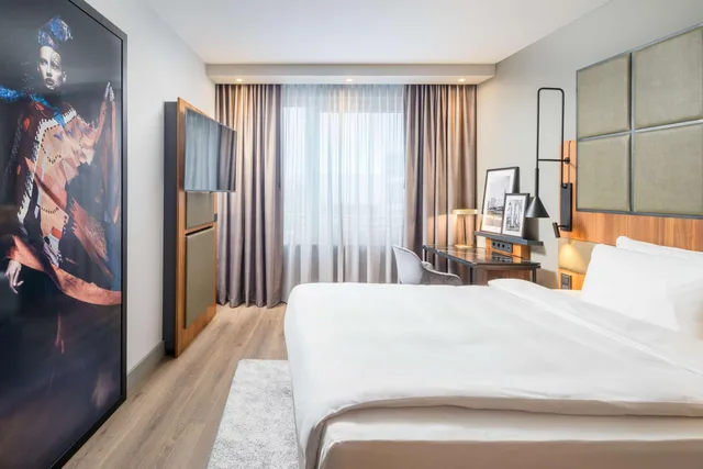 غرفة قياسية بسرير كينج، Radisson Blu Hotel, Hamburg Airport 3/10