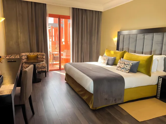 Superior, Double or Twin Bed, Pool View, Palm Plaza Hotel And Spa 1/3
