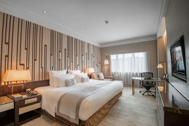 Panoramic, Queen Bed, Mountain View, Grand Pacific Hotel Ningbo 5/10