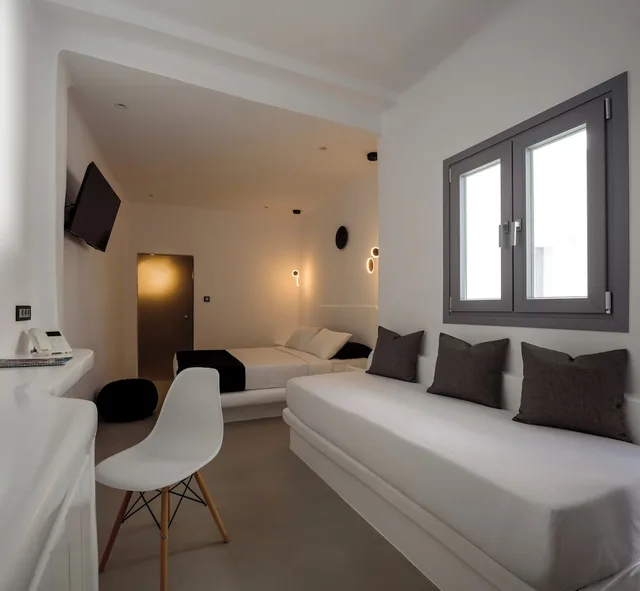 غرفة ديلوكس ثلاثية بسرير مزدوج مع أريكة، Tataki Hotel 8/10