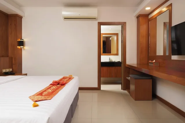 غرفة سوبيريور بسرير مزدوج، CHABANA KAMALA HOTEL 1/10