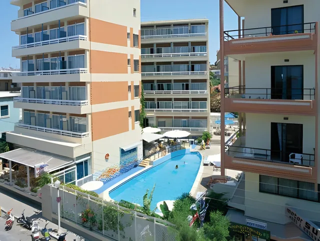 غرفة بسريرين بإطلالة على المدينة، Arte Hotel 1/1