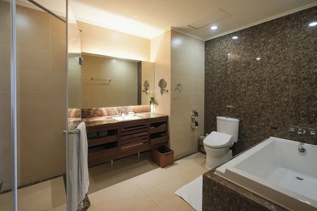 غرفة سوبيريور ثلاثية بسرير مزدوج وسرير فردي، Golden Tulip Aesthetics Hotel, Miaoli 9/10