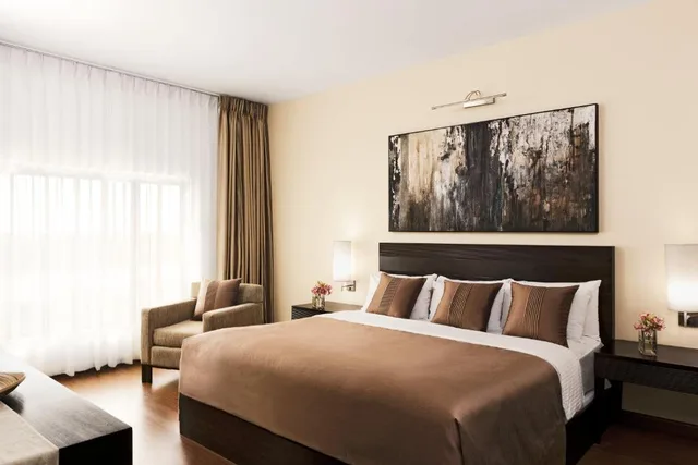 جناح تنفيذي بسرير كينج بغرفة نوم واحدة، Vivanta Colombo Airport Garden 4/5