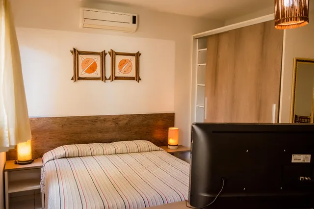 شقة، Apart Hotel Serantes 1/9