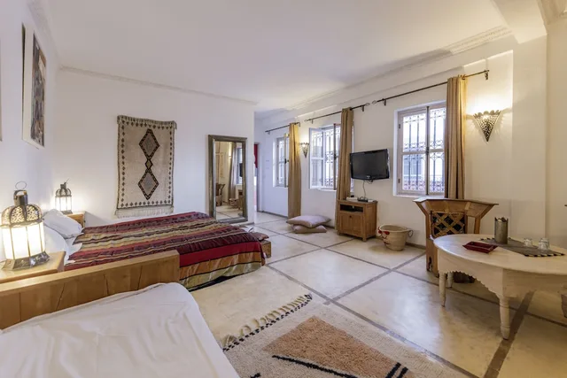 جناح ثلاثي، Riad Alegria 5/10