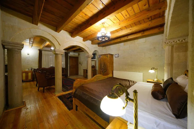 جناح عائلي، Harman Cave Hotel 6/10