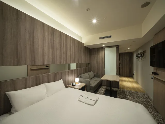 غرفة بريميير بسرير مزدوج، Hotel Brighton City Osaka Kitahama 3/6