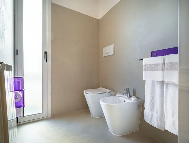 غرفة كلاسيكية بسريرين منفصلين بإطلالة جزئية على البحر، Hotel Rosabianca 4/4