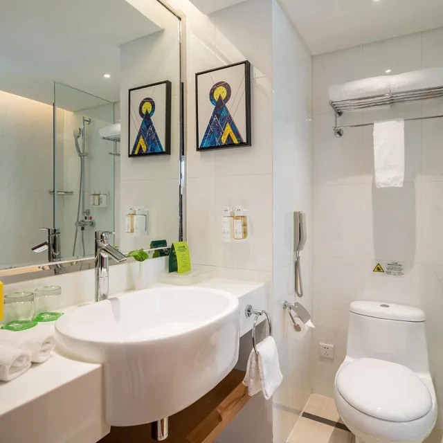 غرفة سوبيريور بسرير كينج، Holiday Inn Shanghai Hongqiao Central 6/9