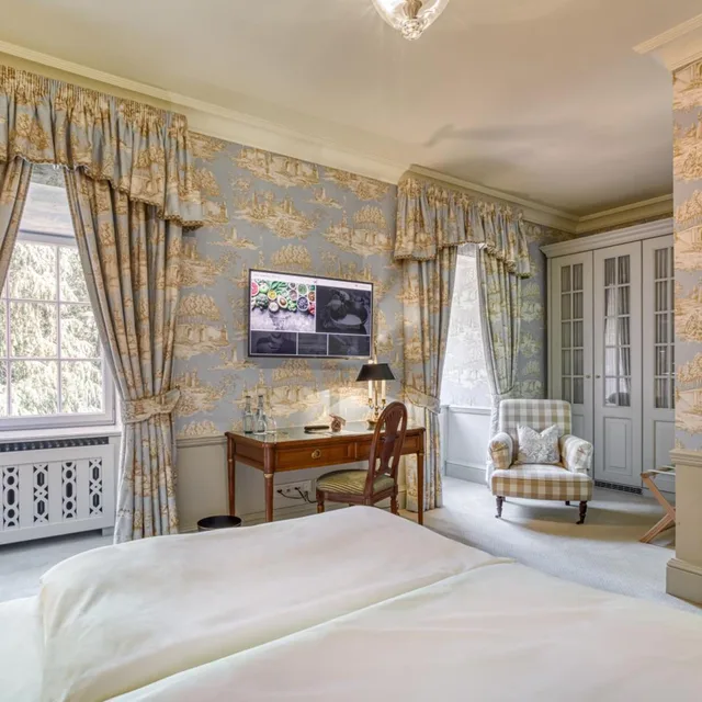 غرفة كومفورت بسرير مزدوج بجاكوزي، WALD AND SCHLOSSHOTEL FRIEDRICHSRUHE 1/4
