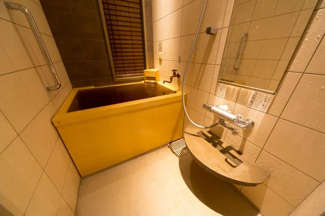 غرفة ثلاثية بحوض استحمام، Onyado Nono Toyama Natural Hot Spring 5/7