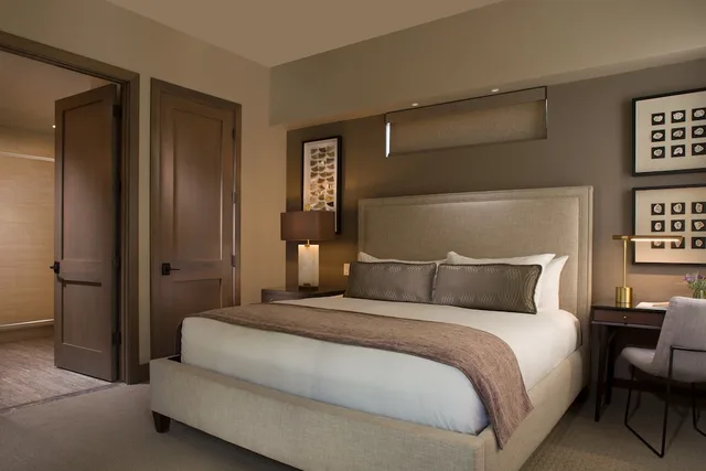 3 Bedrooms, Casita, 2 King Beds, 2 Queen Beds، Garden Of The Gods Club And Resort 2/9