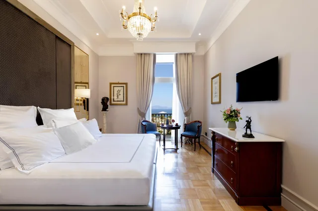 Deluxe, Sea View, Grand Hotel Parkers 1/2