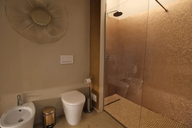 غرفة ديلوكس بسريرين منفصلين بإطلالة على المدينة، Domus 21 Luxury Suites 6/6