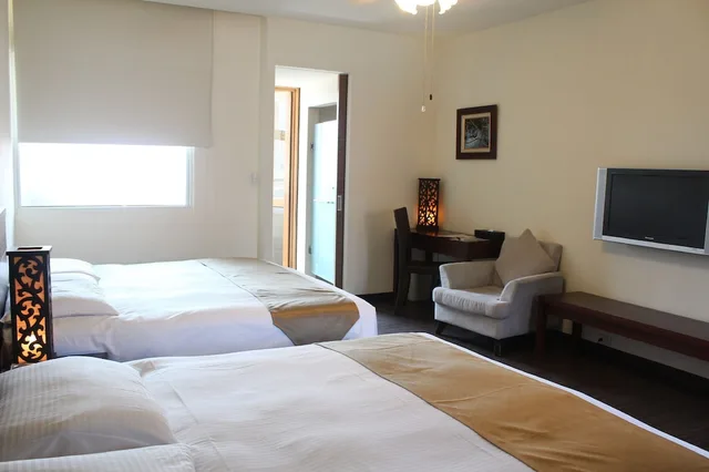 جناح عائلي بسرير كوين وسريرين منفصلين، Lido Forestry Spa Resort 2/6