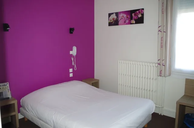 غرفة كومفورت بسرير مزدوج، Hotel the Originals Caen Le Savoy 2/8