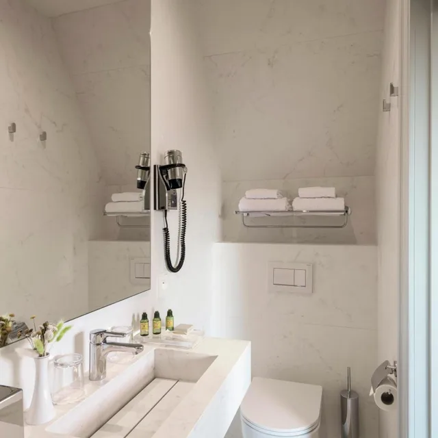 بنتهاوس سوبيريور بسرير كينج، Hotel Aragon 9/10