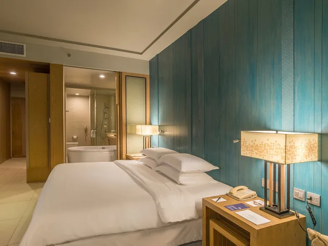 Club Deluxe Premium King, Dusit Thani Krabi Beach Resort 2/11