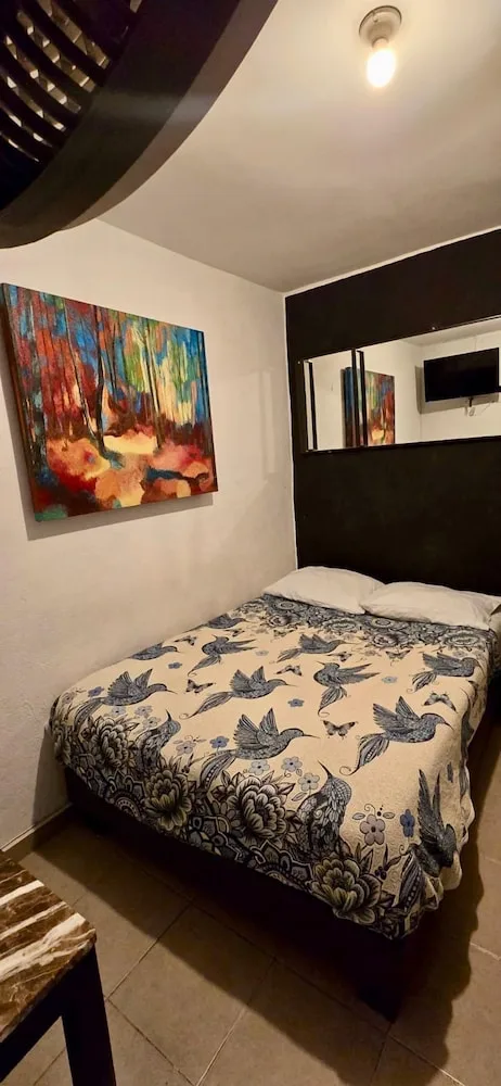 غرفة غراند بسرير مزدوج، Suites Ejecutivas KenZi 1/9