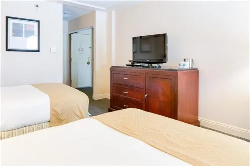 غرفة بسرير مزدوج أو سريرين منفصلين لذوي الإعاقة، Doubletree By Hilton Torrance South Bay 3/5