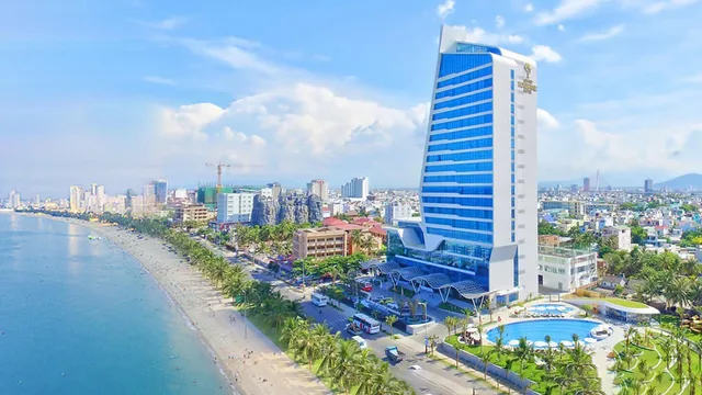 غرفة ديلوكس بسرير كوين، Grand Tourane Hotel 1/1