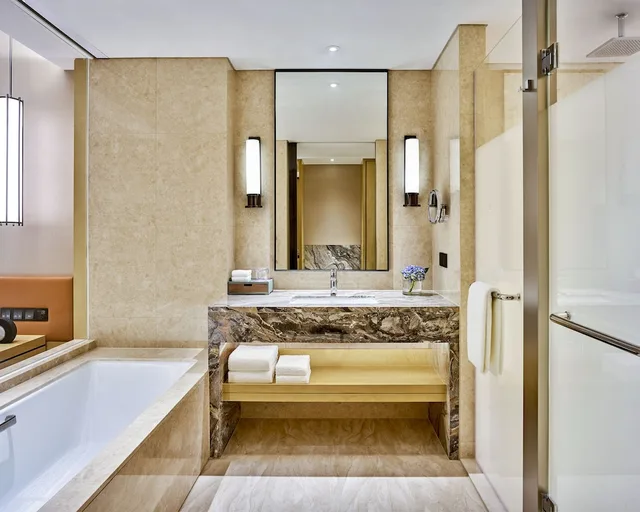 غرفة كلوب بسرير كينج بإطلالة على البحر، Hyatt Regency Shenzhen Yantian 2/3