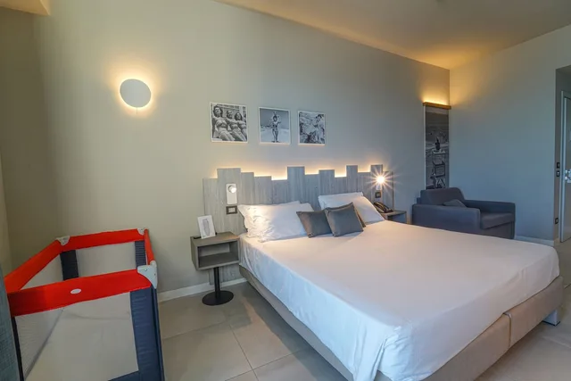 Executive, Triple, 1 Queen and 1 Single Bed, Sea View, Nautilus Family Hotel 3/10