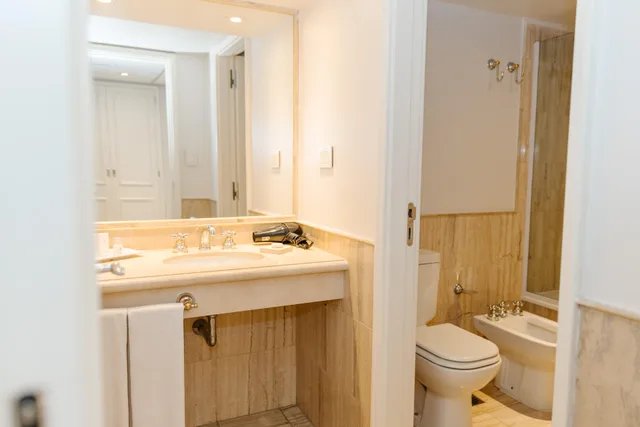 غرفة جونيور بإطلالة، Loi Suites Recoleta 6/9