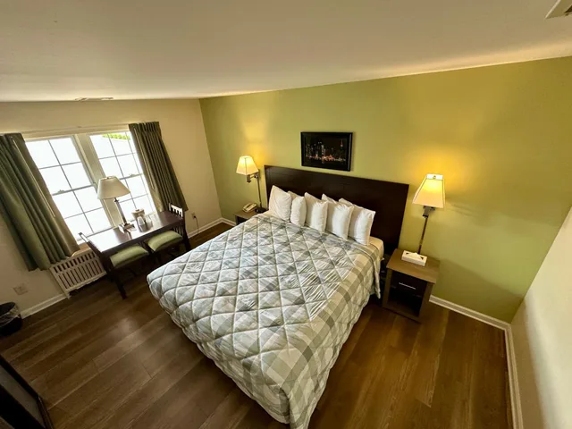 غرفة بسرير كينج، Sea Girt Lodge 1/10