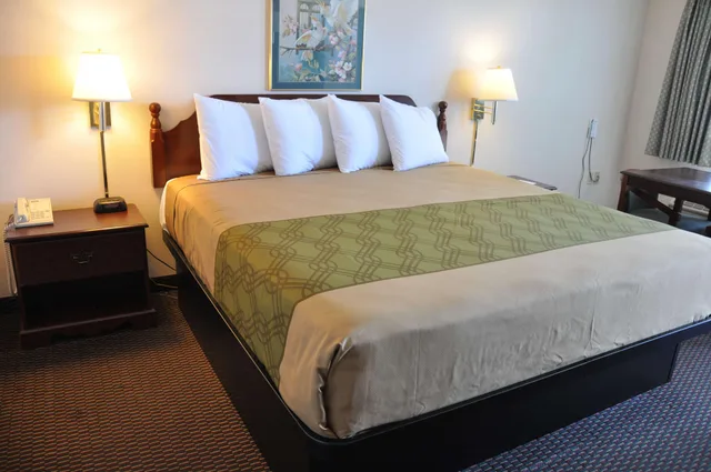 غرفة قياسية بسرير مزدوج، Surestay Hotel By Best Western Castro Valley 3/4