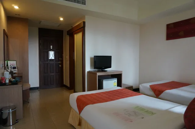 غرفة سوبيريور بسريرين منفصلين، Maninarakorn Hotel 2/4