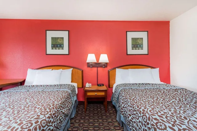 غرفة بسريرين مزدوجين للمدخنين، Days Inn by Wyndham Augusta Wheeler Road 1/10