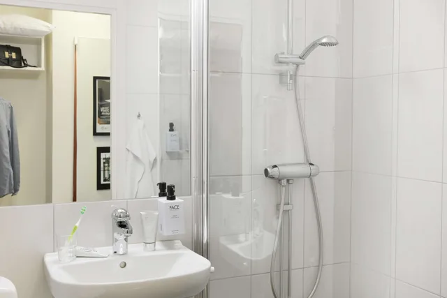 غرفة عائلية بسريرين منفصلين مع أريكة، Scandic Sjofartshotellet 4/4