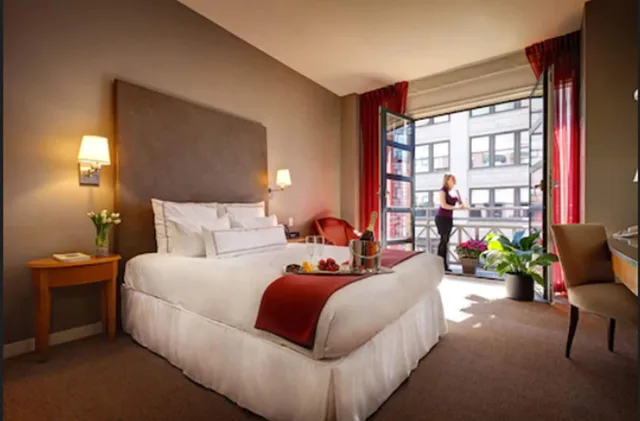 غرفة قياسية بسرير كوين، Hotel Giraffe 4/8