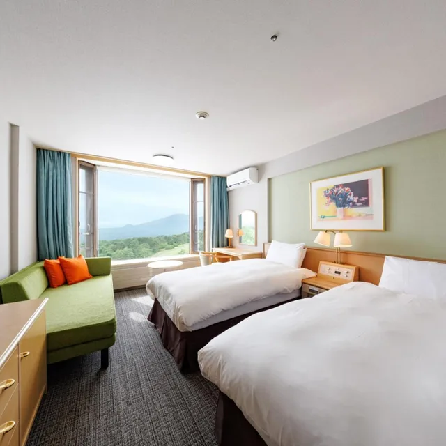 Deluxe, Twin Beds, Side View, Corner، Tsumagoi Prince Hotel 3/7