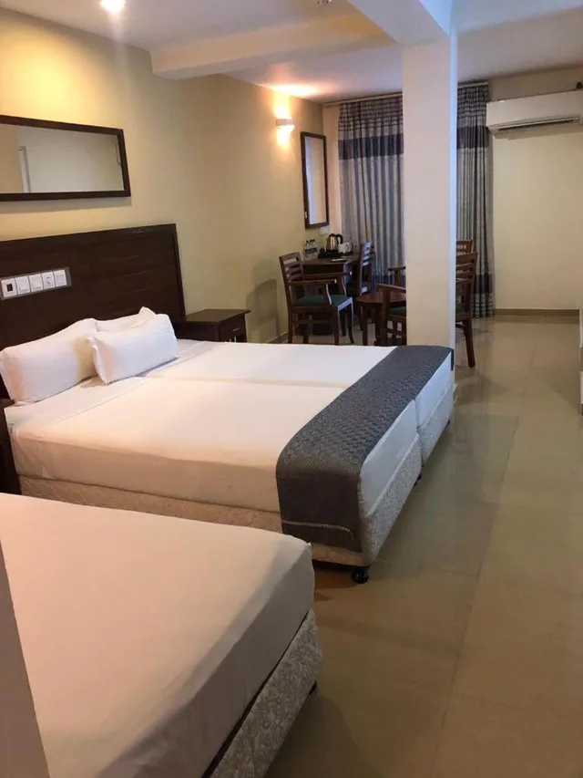 Deluxe, Triple, 3 Beds, Gsh Colombo 1/2